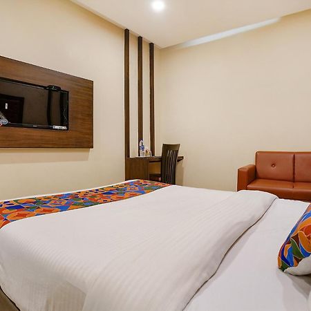 Fabhotel Vertigo Suites - Nr Bkc Bombay Esterno foto