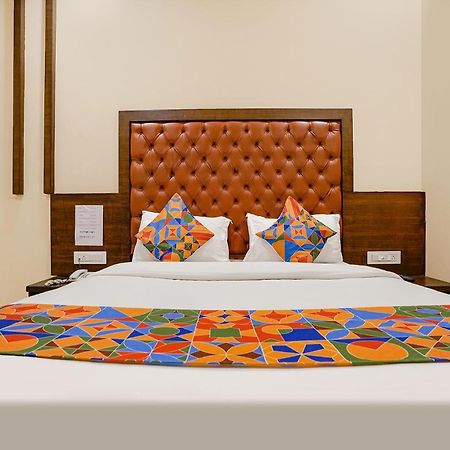 Fabhotel Vertigo Suites - Nr Bkc Bombay Esterno foto