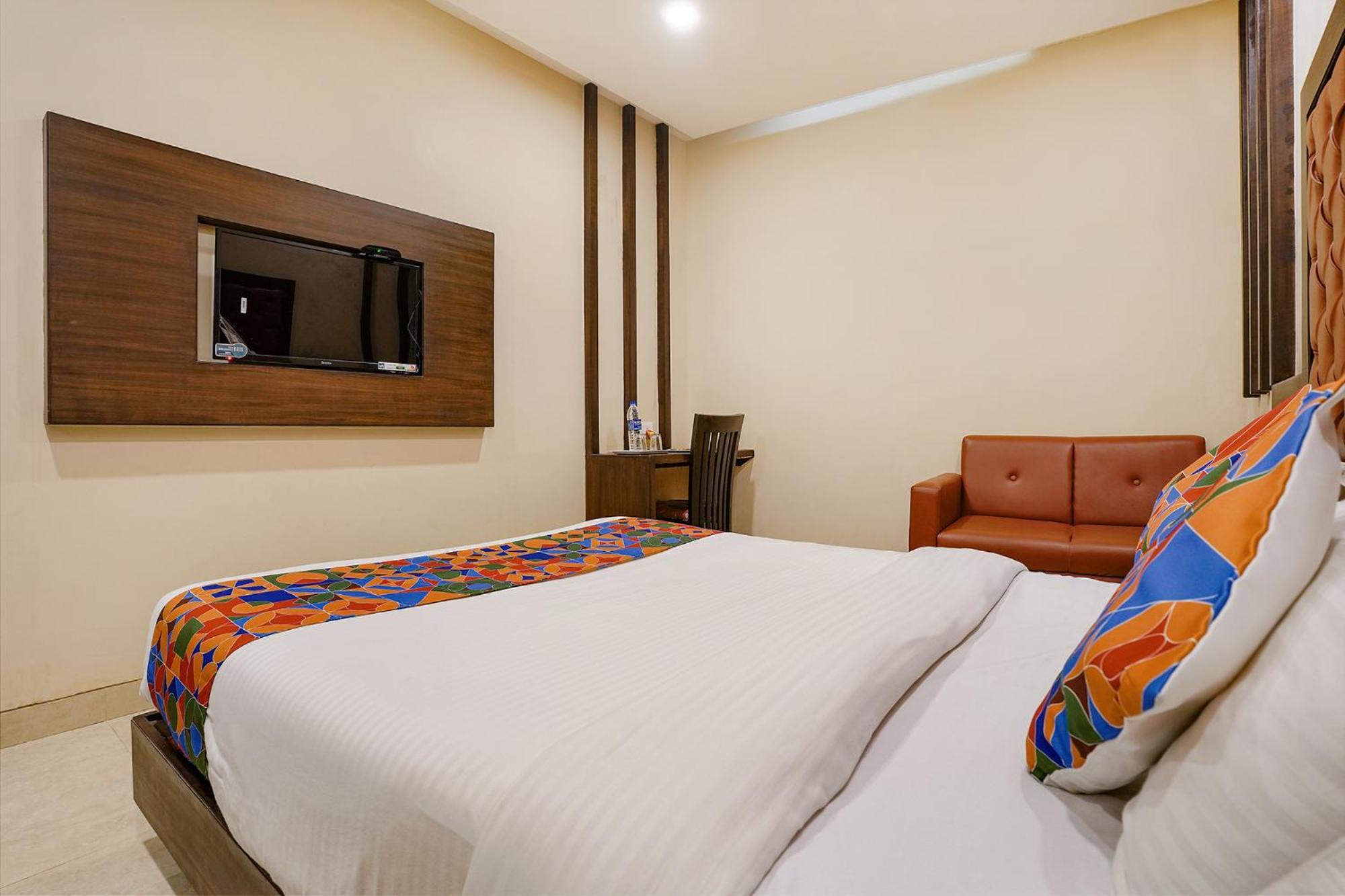 Fabhotel Vertigo Suites - Nr Bkc Bombay Esterno foto