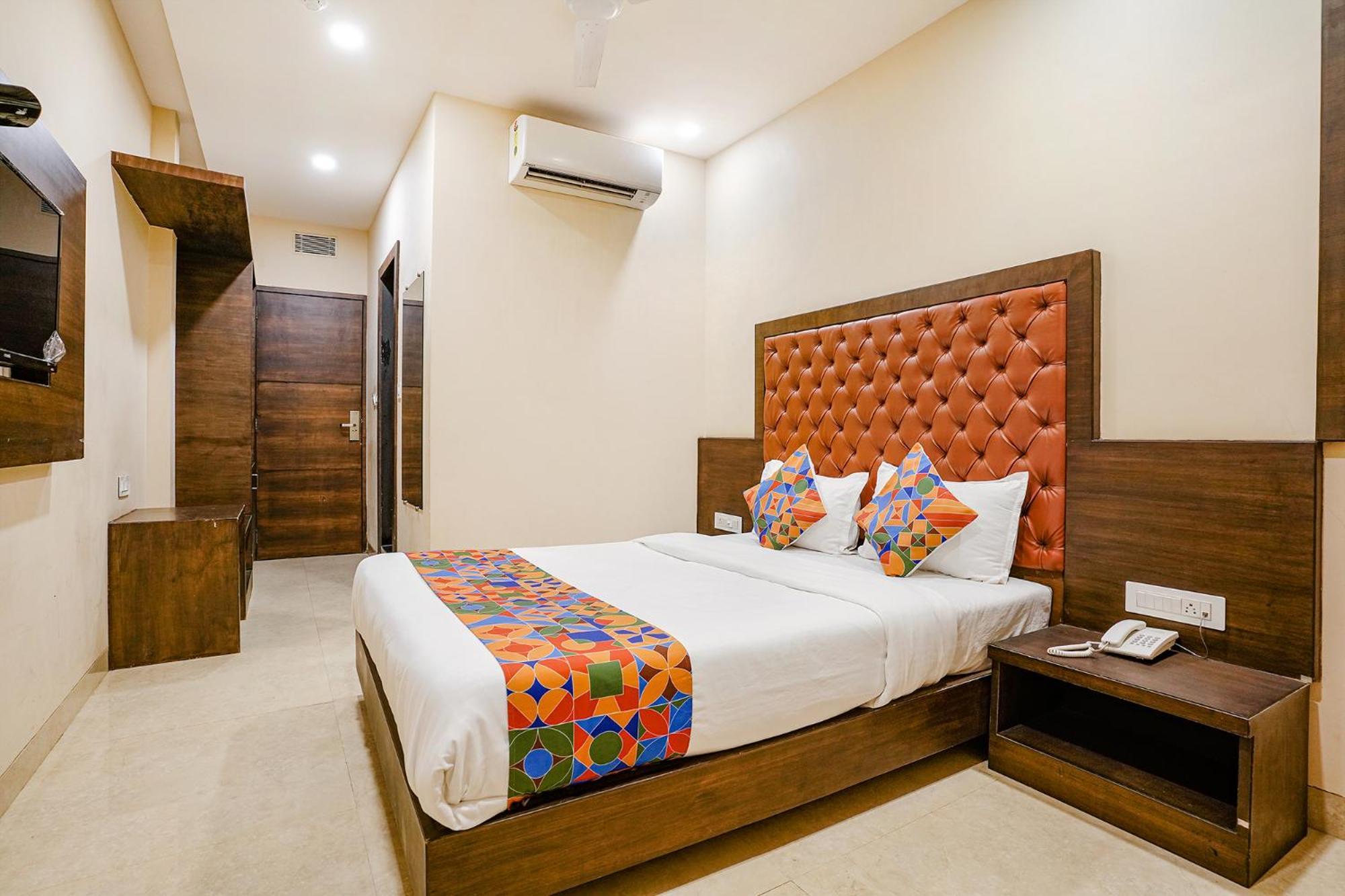 Fabhotel Vertigo Suites - Nr Bkc Bombay Esterno foto